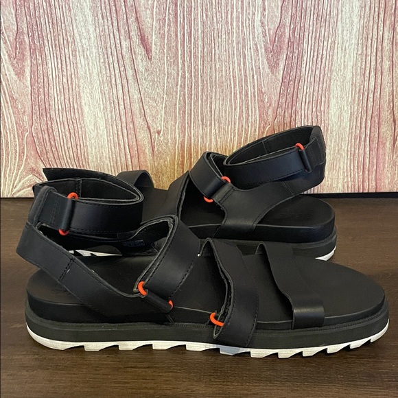 Sorel Women’s Roaming Multi-Strap Leather Sandals - Picture 5 of 9